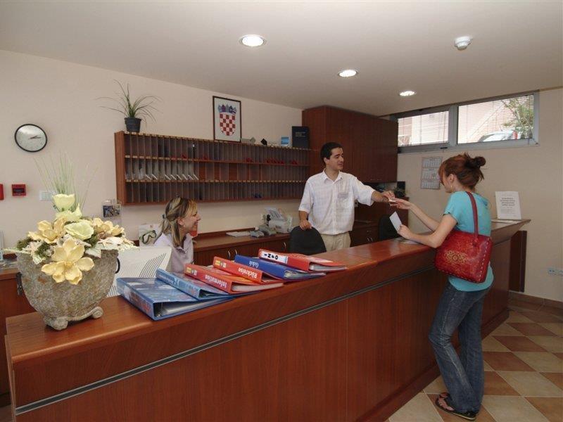 Brzet Ξενοδοχείο Omiš Εξωτερικό φωτογραφία